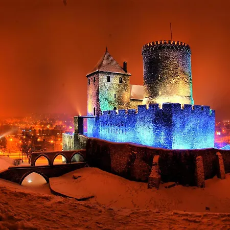 Z Widokiem Na Zamek 10 Min Od Katowic アパート *