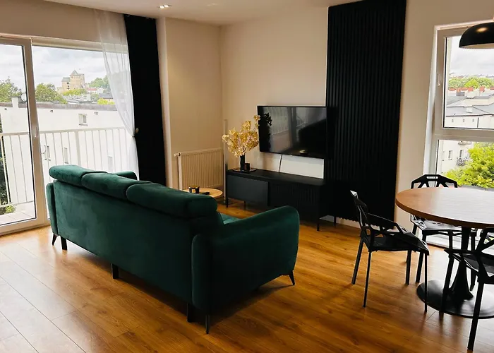 Z Widokiem Na Zamek 10 Min Od Katowic Apartamento Będzin