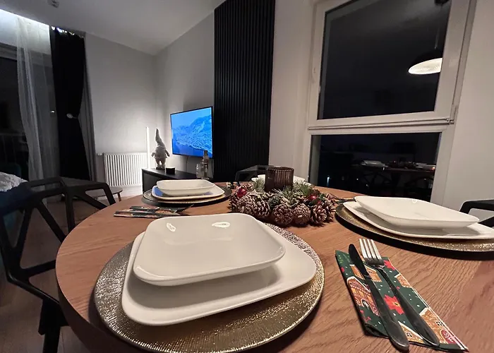 Z Widokiem Na Zamek 10 Min Od Katowic Apartmán *